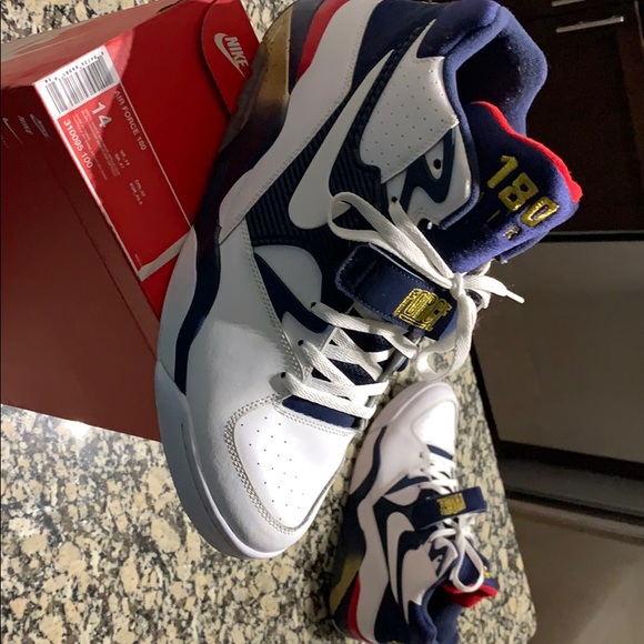 Charles Barkley Olympic 180 - Picture 4 of 6